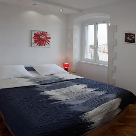 And Perfect Dream In 4*