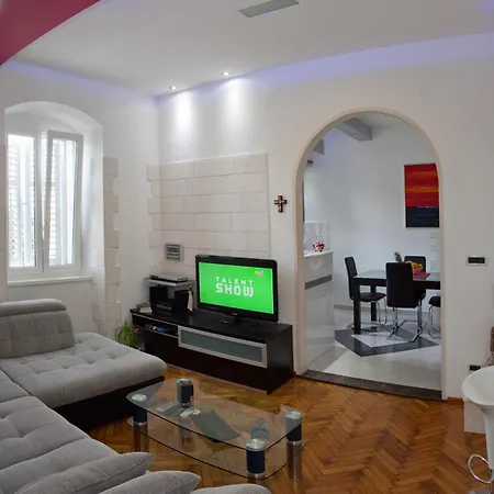 And Perfect Dream In 4* Split