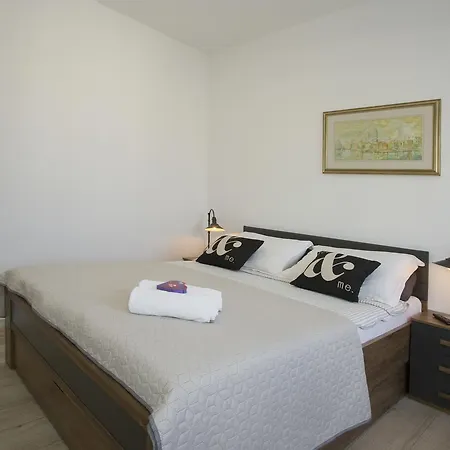 And Perfect Dream In 4*