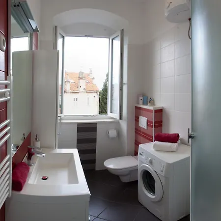 Guest house And Perfect Dream In Split